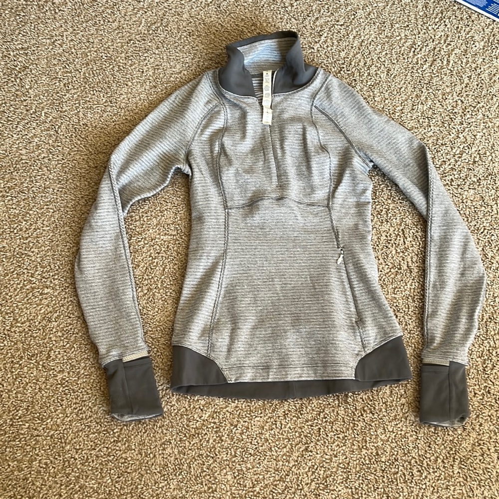 Quarter zip Lululemon pullover